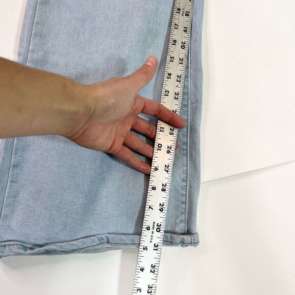 Levi's Ribcage Boot Cut Jeans Womens 18W Blue Cotton Blend Light Washed - Picture 2 of 9